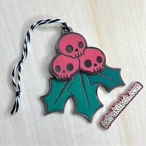 Creepmas Holly Skulls Ornament